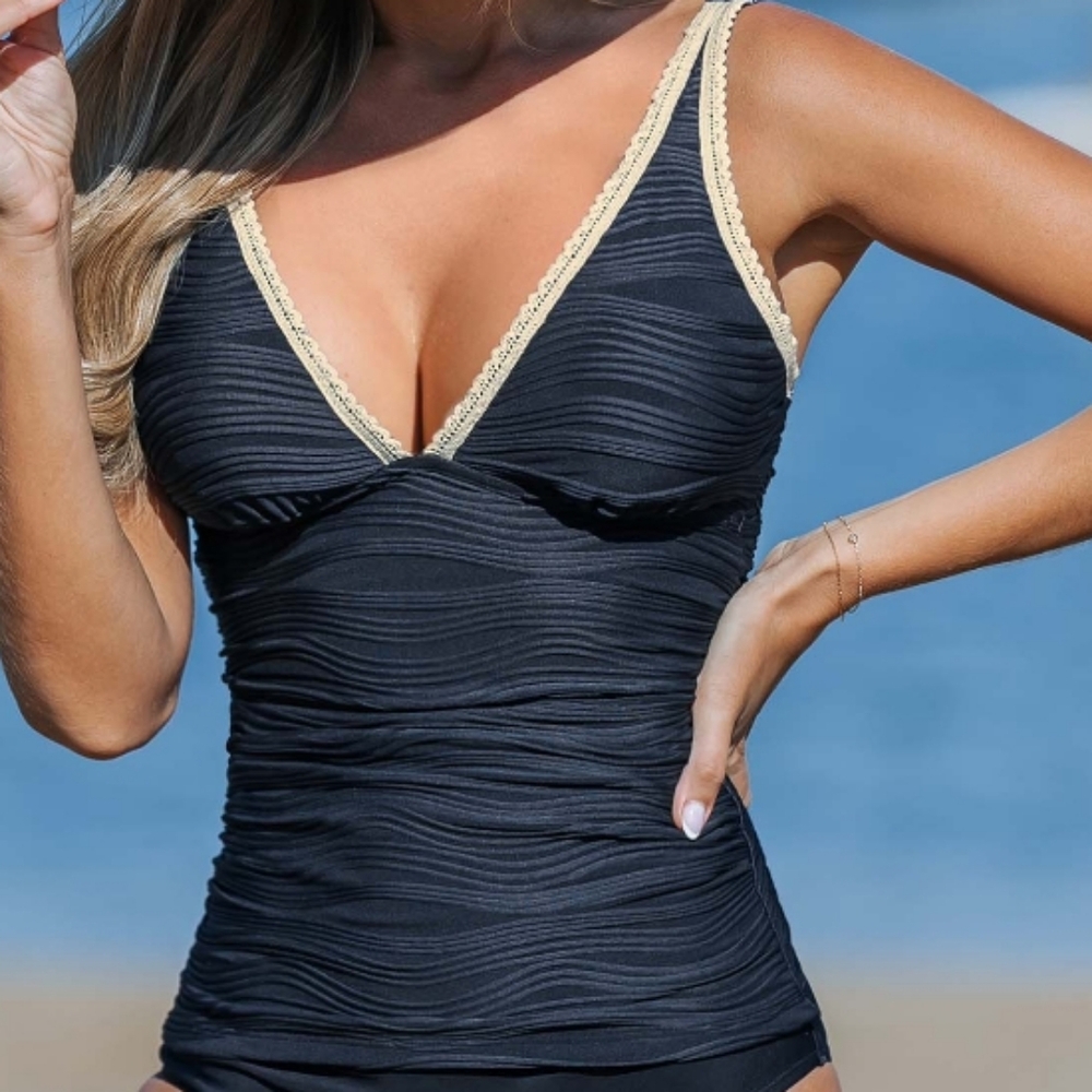 ♡ Cupshe Navy Blue Crochet Trim Swim Top Size Large NWT